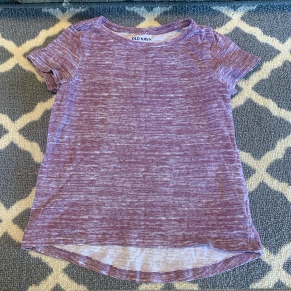Girls size 6 shirt